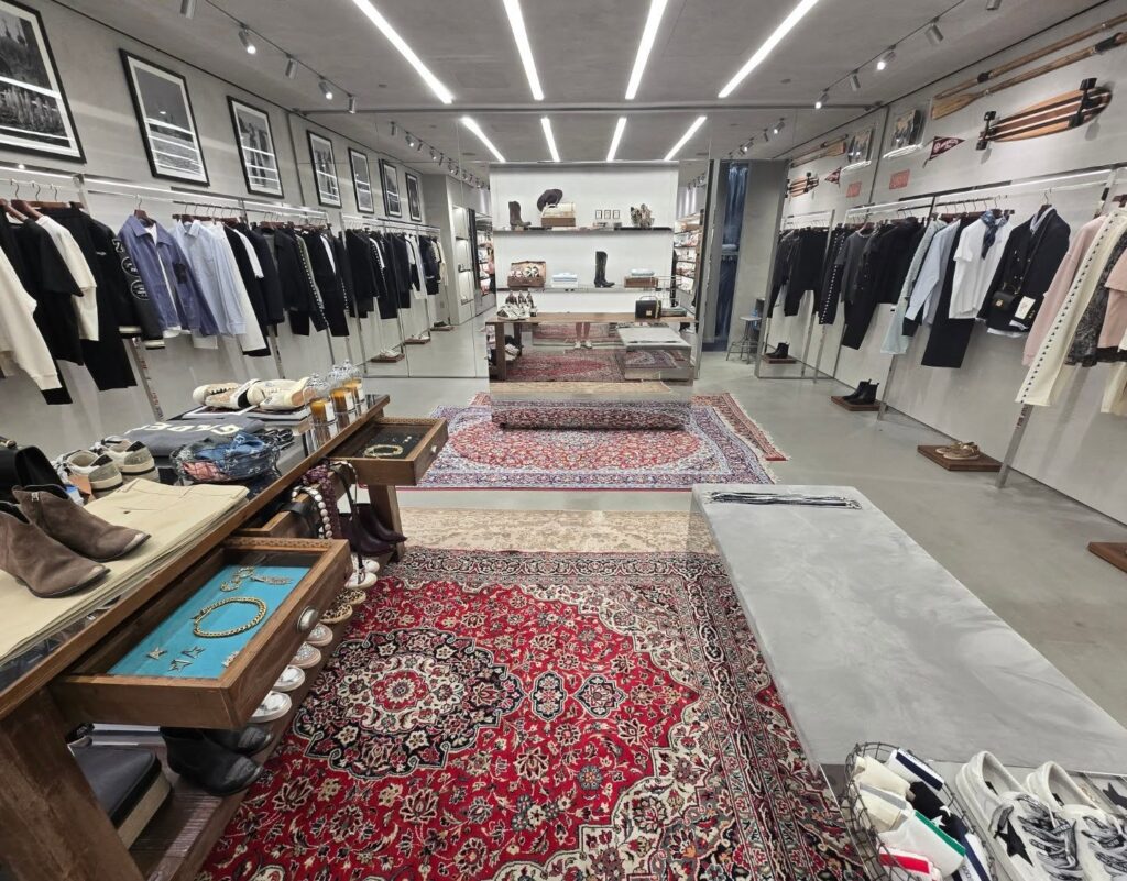 Instagram post from richshopft. This post is in position 1.