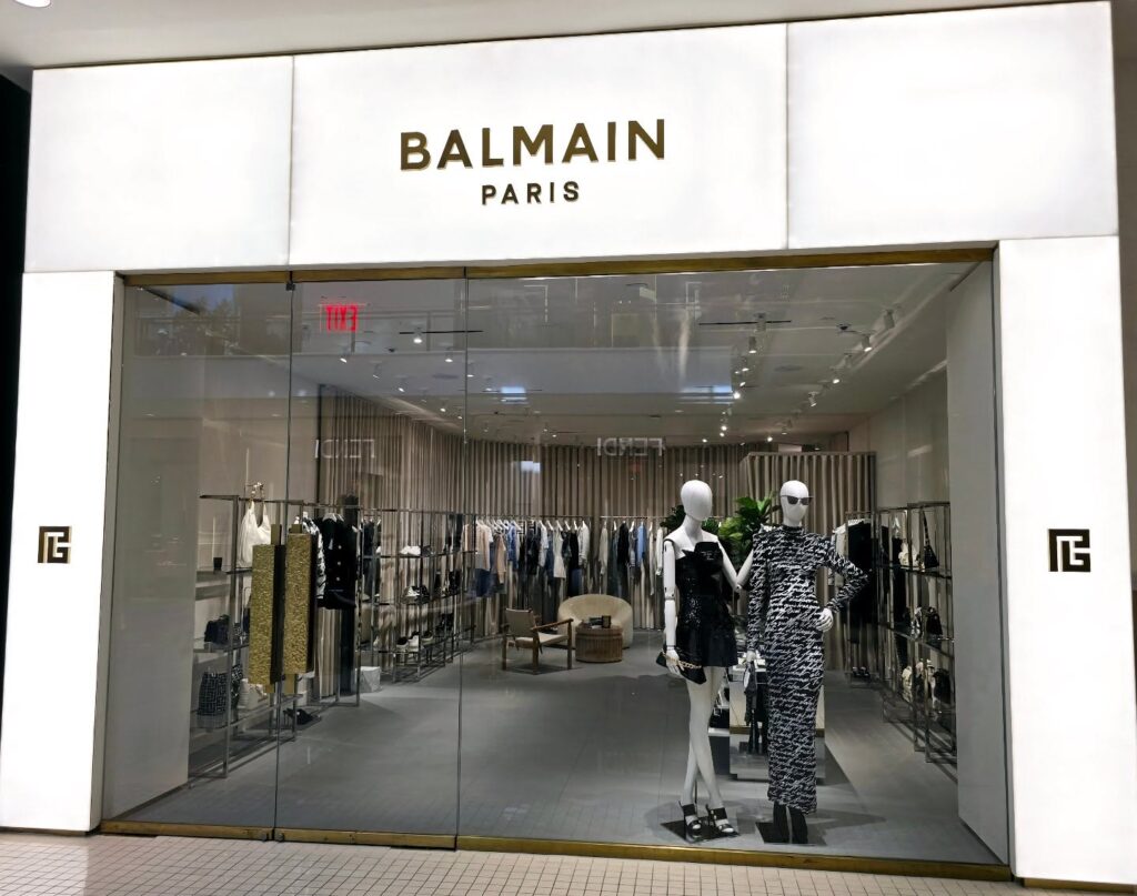 Instagram post from richshopft. This post is in position 6.